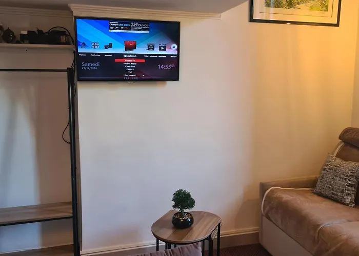 Bienvenue Au Palace Riviera * Ментона