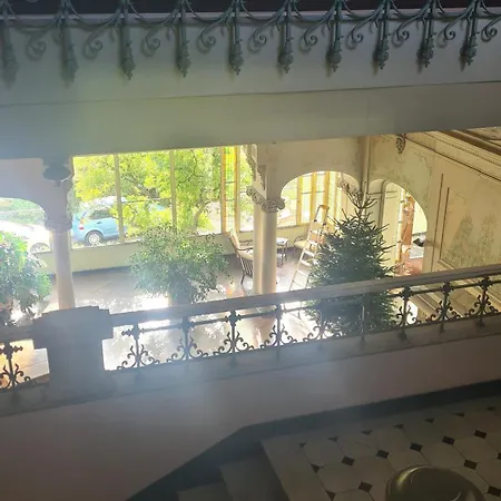 Bienvenue Au Palace Riviera * Menton